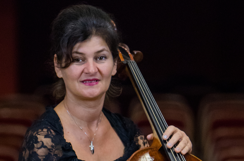 Claudia Greluş - Violoncel